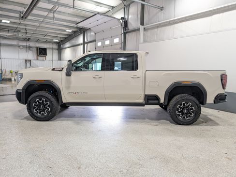 Used 2026 GMC Sierra 2500 AT4X AWD/4WD image 6