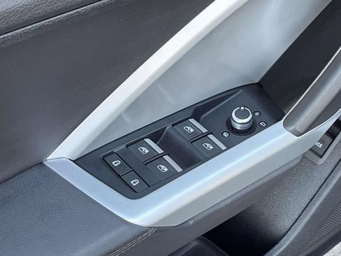 Used 2025 Audi Q3 2.0T Premium AWD/4WD image 26