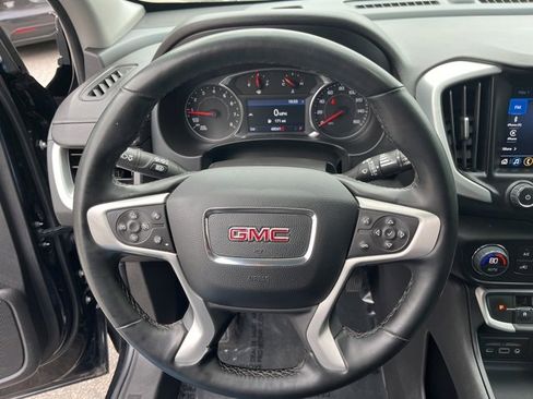 Used 2023 GMC Terrain SLT image 18