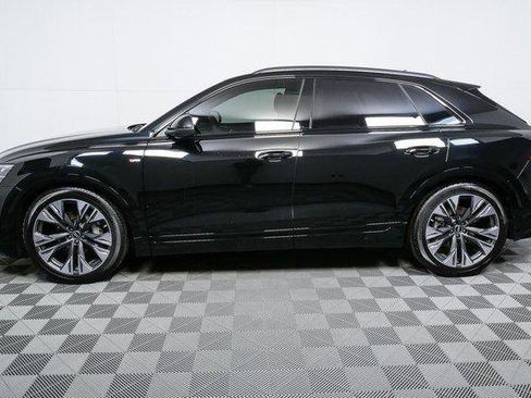 Certified 2026 Audi Q8 Premium Plus image 26