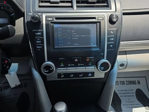 Used 2012 Toyota Camry LE FWD image 20
