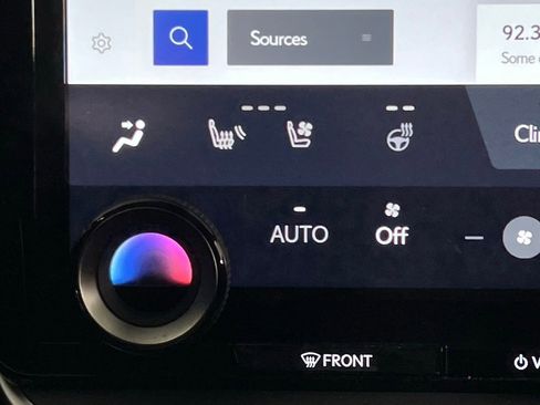 Used 2023 Lexus RZ 450e Premium image 21