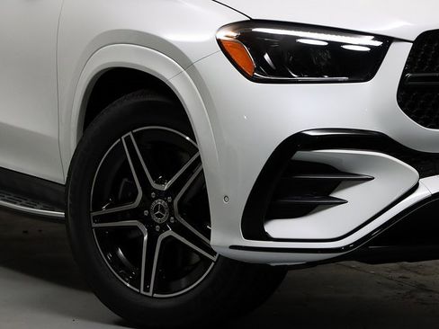 New 2026 Mercedes-Benz GLE 450 4MATIC image 3