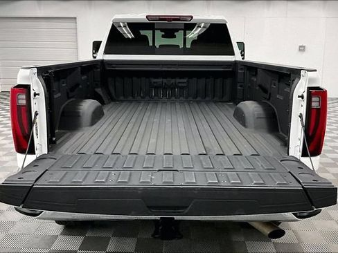 Used 2024 GMC Sierra 3500 SLT w/ SLT Premium Package AWD/4WD image 33