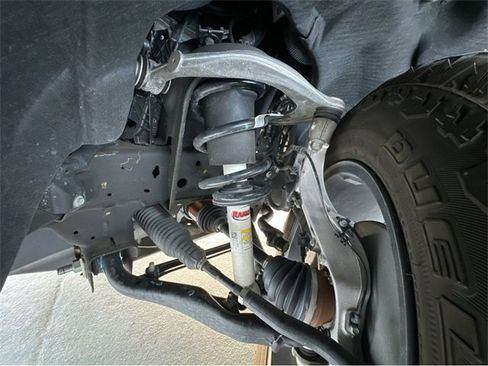 Used 2023 Chevrolet Silverado 1500 High Country w/ Z71 Off-Road Package image 42