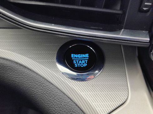 Used 2023 Ford Explorer XLT w/ Equipment Group 202A image 44