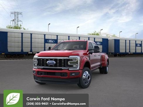 New 2026 Ford F450 Platinum image 3