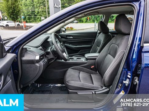 Used 2022 Nissan Altima 2.5 S FWD image 18
