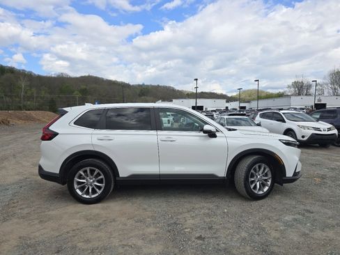 Used 2023 Honda CR-V EX-L image 16