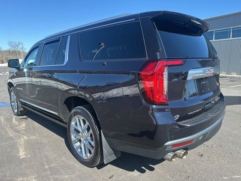 Used 2024 GMC Yukon XL Denali image 3
