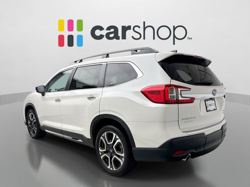 Used 2024 Subaru Ascent Touring AWD/4WD image 3