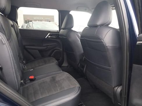 Used 2024 Mitsubishi Outlander SE FWD image 22