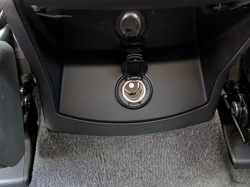 New 2026 Kia Sorento LX FWD image 18