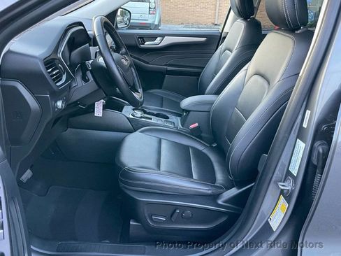 Used 2021 Ford Escape SEL w/ Technology Package image 7