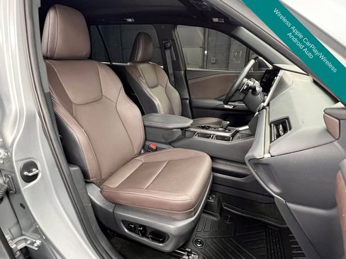 Used 2024 Lexus TX 350 FWD w/ Captains Chair Package image 7