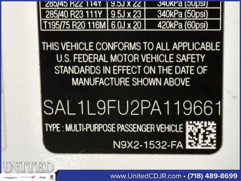 Used 2023 Land Rover Range Rover Sport SE Dynamic image 32