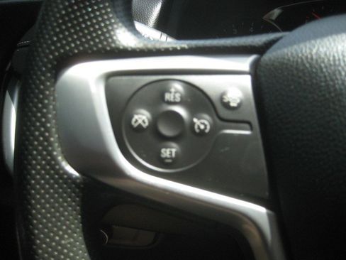 Used 2022 GMC Terrain SLE w/ Driver Convenience Package FWD image 27