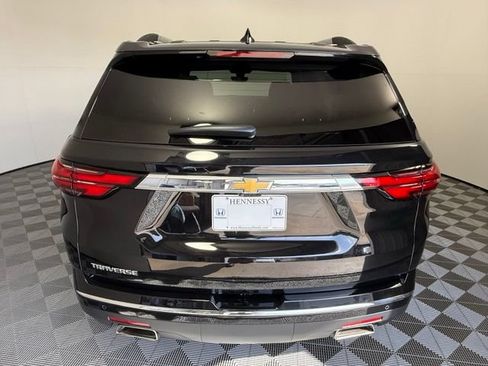 Used 2023 Chevrolet Traverse High Country FWD image 5