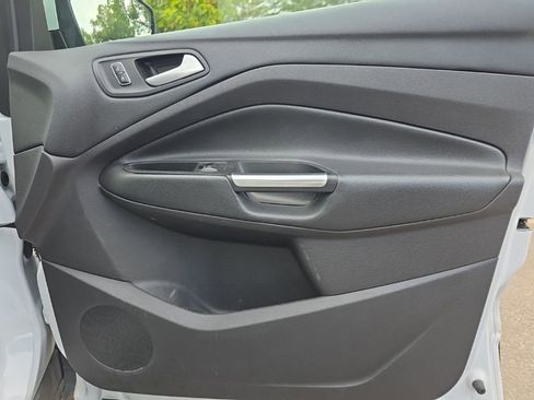 Used 2015 Ford Escape SE w/ Equipment Group 201A AWD/4WD image 22