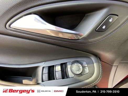 Used 2024 Buick Encore GX Preferred w/ Comfort Package FWD image 26
