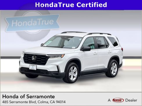 Certified 2023 Honda Pilot LX image 1