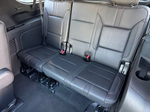 Used 2023 Chevrolet Suburban RST w/ Luxury Package AWD/4WD image 10