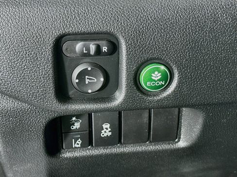 Used 2022 Honda Pilot Special Edition image 17