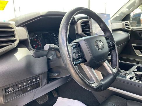 Used 2022 Toyota Tundra Limited AWD/4WD image 7