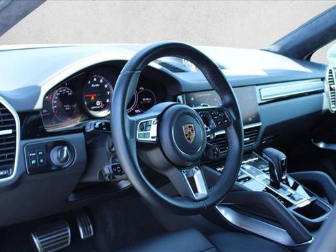 Used 2023 Porsche Cayenne Turbo AWD/4WD image 20