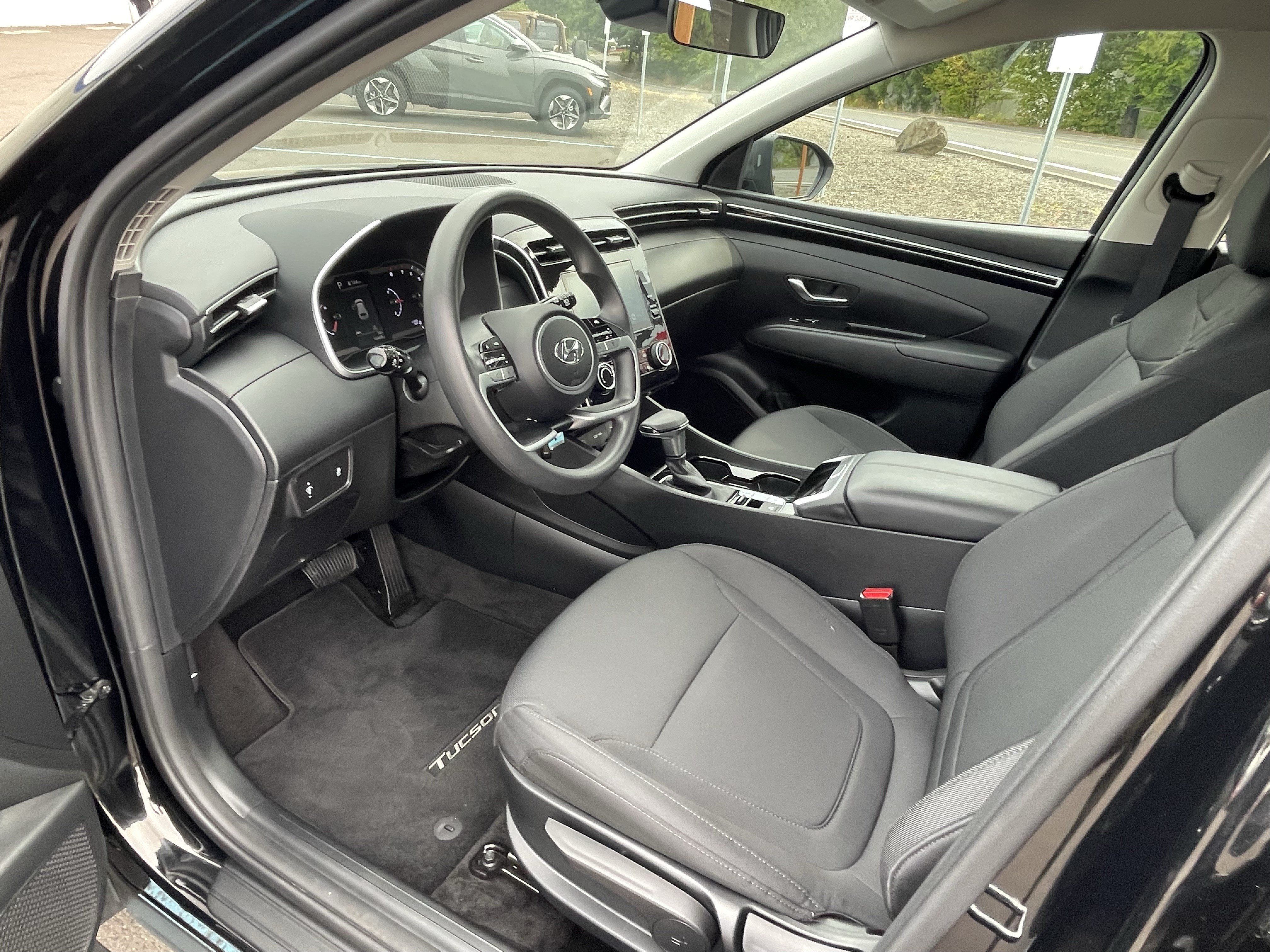 Certified 2024 Hyundai Tucson SE AWD/4WD image 10