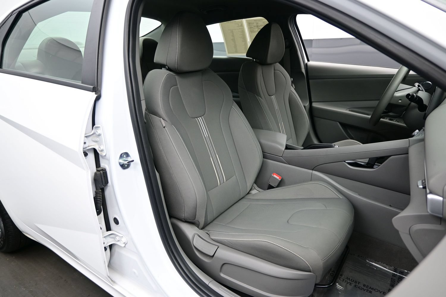 Certified 2024 Hyundai Elantra SEL FWD image 13
