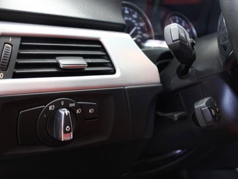 Used 2009 BMW 335i Coupe image 37