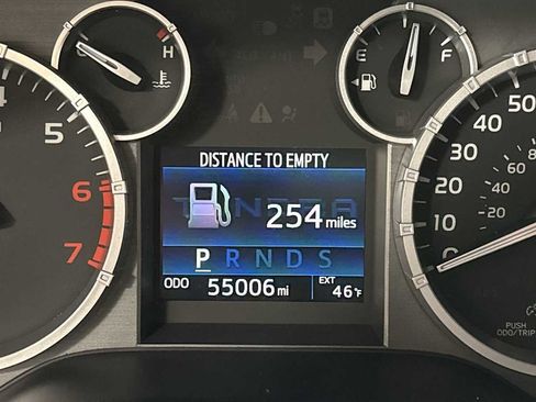 Certified 2017 Toyota Tundra SR5 image 17