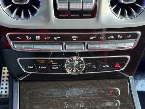 Used 2022 Mercedes-Benz G 63 AMG Squared image 38