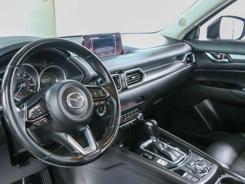 Used 2020 MAZDA CX-5 Touring FWD image 22
