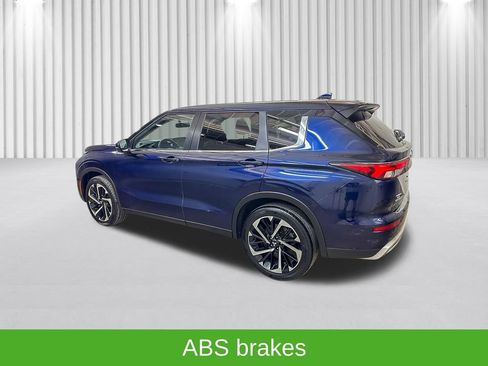 Used 2024 Mitsubishi Outlander SE AWD/4WD image 10