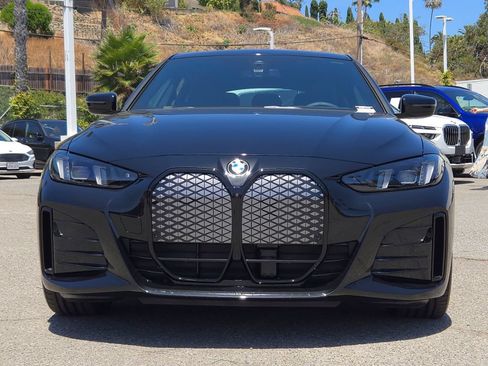 New 2026 BMW i4 eDrive40 w/ M Sport Package RWD image 3
