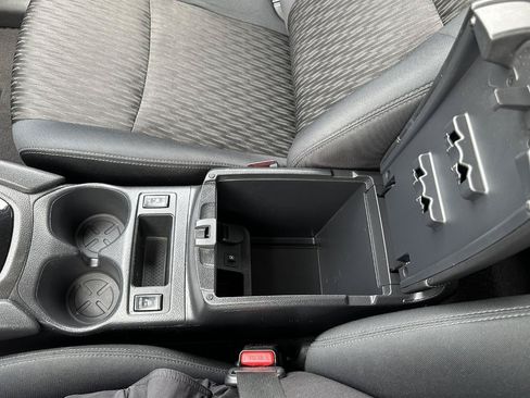 Used 2019 Nissan Rogue S w/ Special Edition Package AWD/4WD image 54