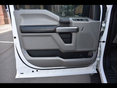 Used 2019 Ford F150 XLT w/ Equipment Group 301A Mid RWD image 17