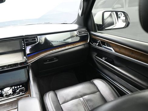 Used 2022 Jeep Grand Wagoneer Series I AWD/4WD image 9