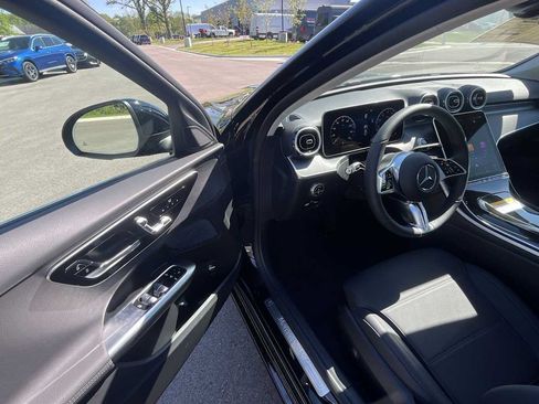 Used 2026 Mercedes-Benz C 300 4MATIC Sedan image 14