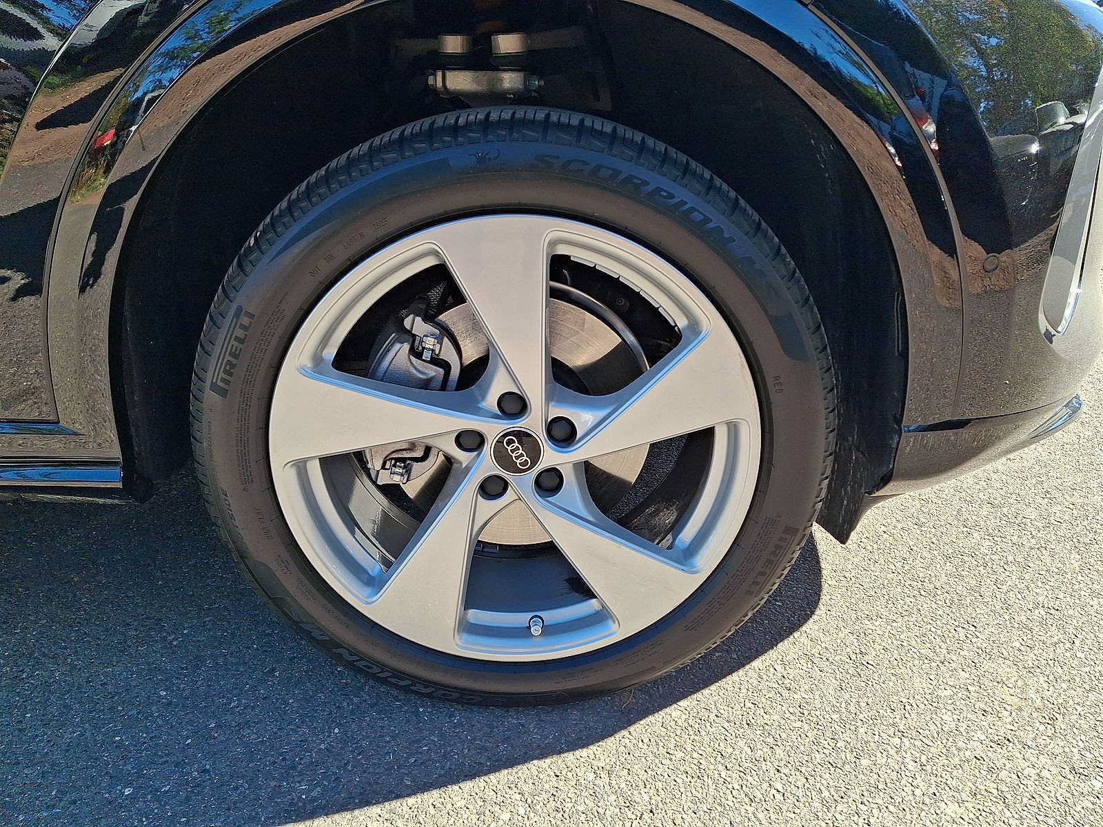 Certified 2025 Audi Q5 Premium Plus AWD/4WD image 33