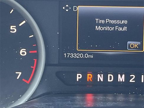 Used 2015 Ford F150 XLT w/ Equipment Group 302A Luxury image 36