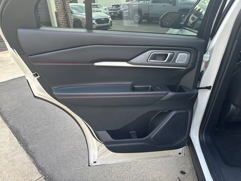 Used 2026 Ford Explorer ST w/ Sun And Sound Package AWD/4WD image 18