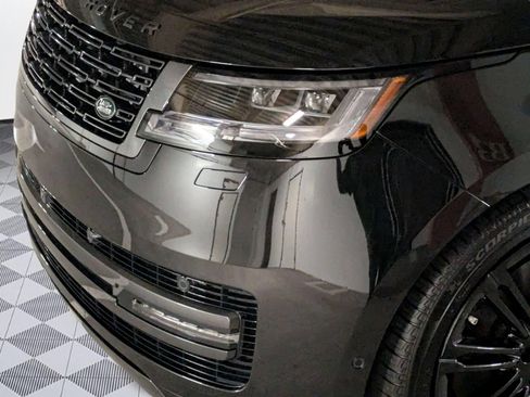 New 2026 Land Rover Range Rover Long Wheelbase SE AWD/4WD image 10