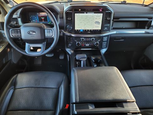 Used 2025 Ford F150 Lariat w/ Equipment Group 501A Mid image 10