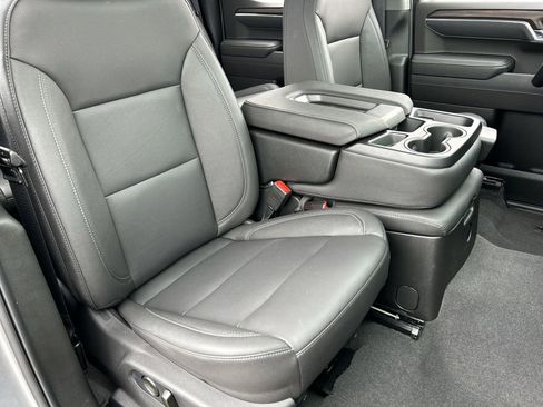 Used 2026 GMC Sierra 1500 SLT AWD/4WD image 27