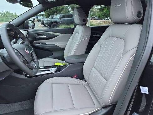 New 2026 Buick Envista Avenir FWD image 21
