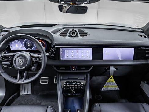 New 2025 Porsche Macan Turbo Electric AWD/4WD image 13