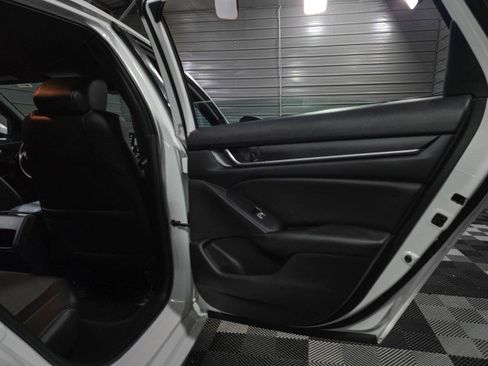 Used 2020 Honda Accord Sport image 33